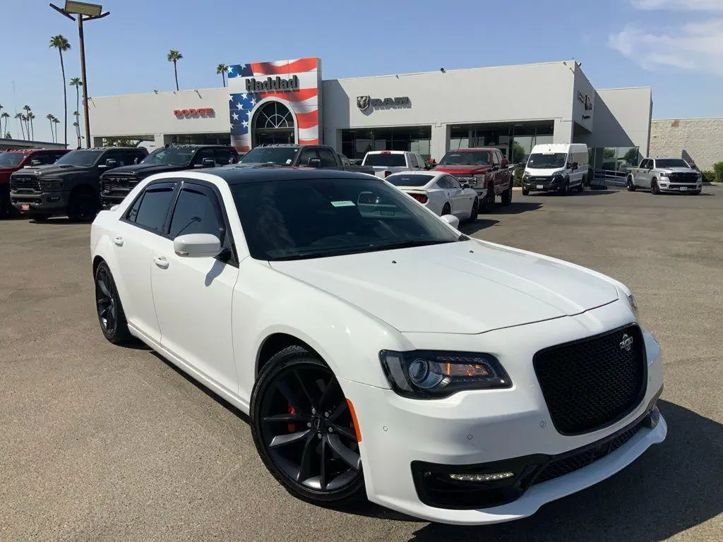 2023 Chrysler 300