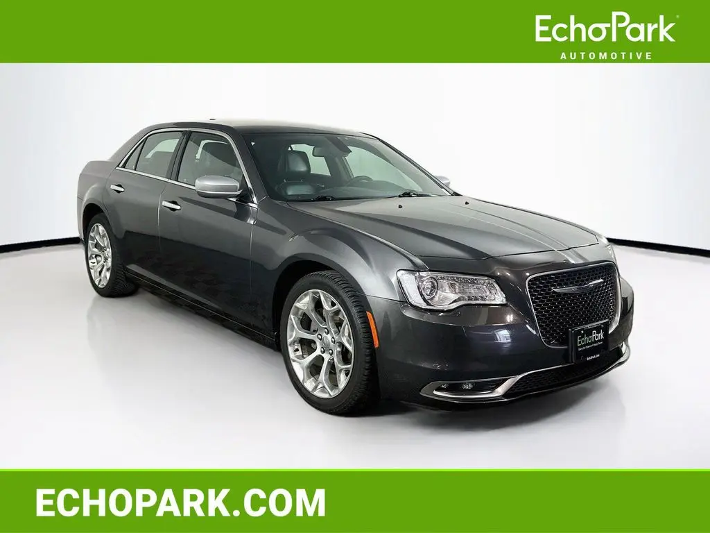 2019 Chrysler 300
