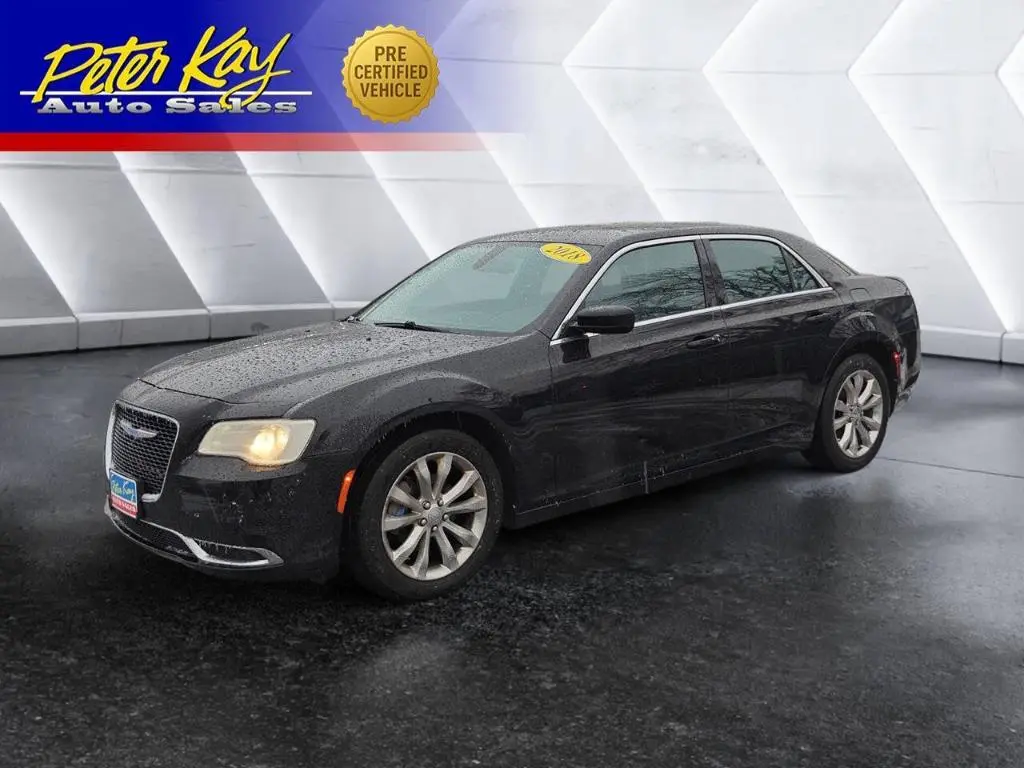 2018 Chrysler 300 Touring