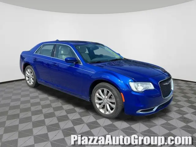 2019 Chrysler 300 Touring