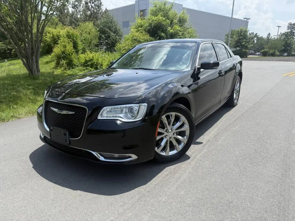 2015 Chrysler 300 Limited