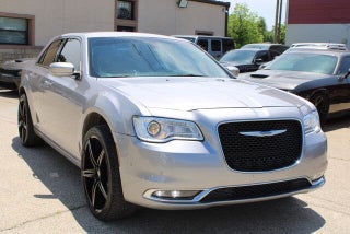 2017 Chrysler 300 Limited