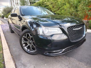 2018 Chrysler 300 Touring