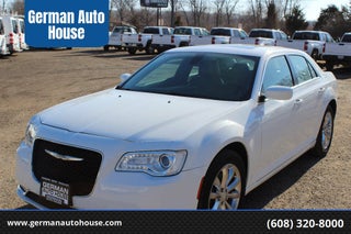 2016 Chrysler 300 Limited