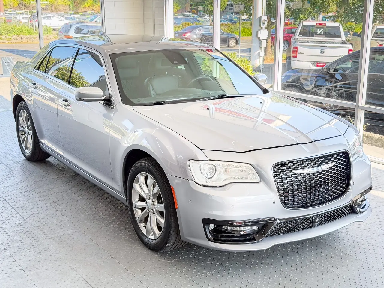2015 Chrysler 300 C Platinum