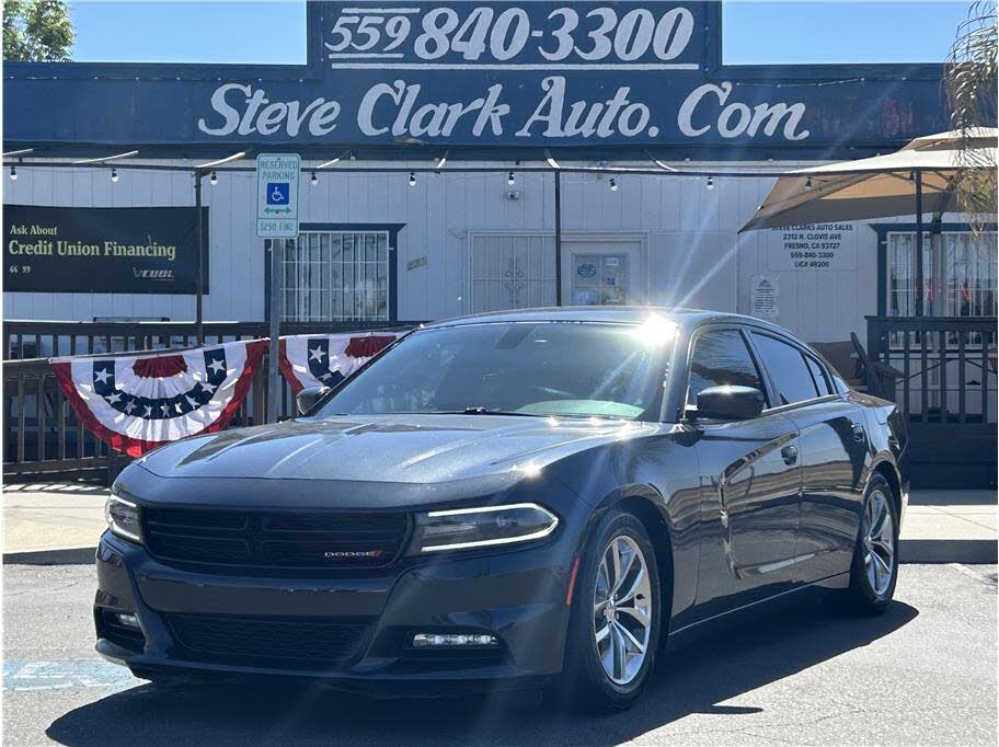2016 Dodge Charger SXT
