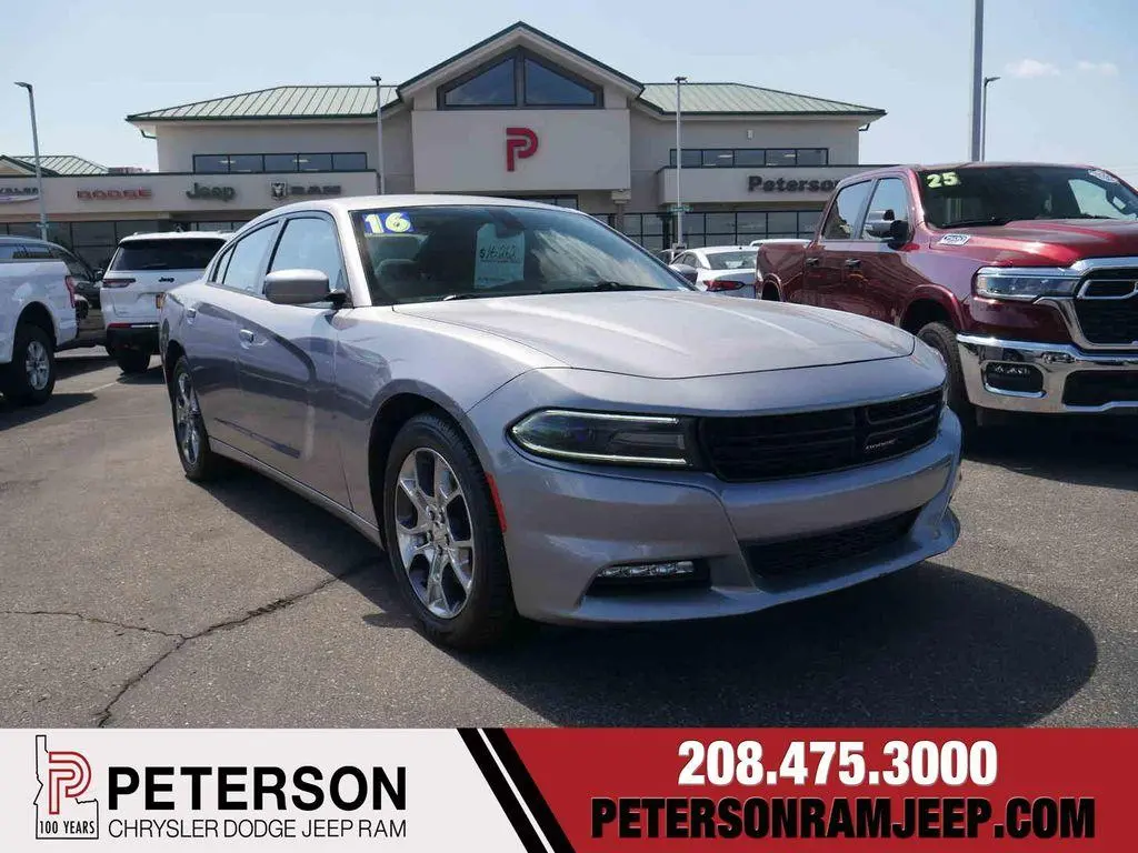 2016 Dodge Charger SXT