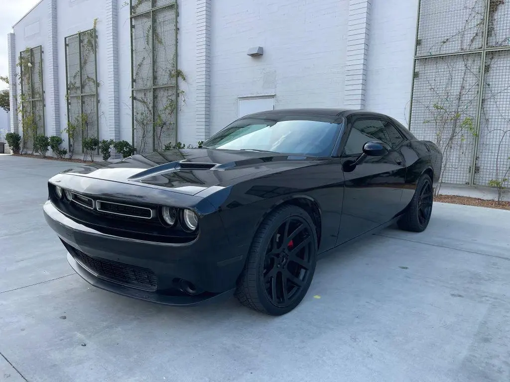 2015 Dodge Challenger SXT