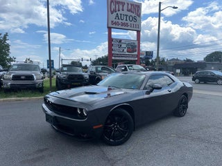 2017 Dodge Challenger SXT