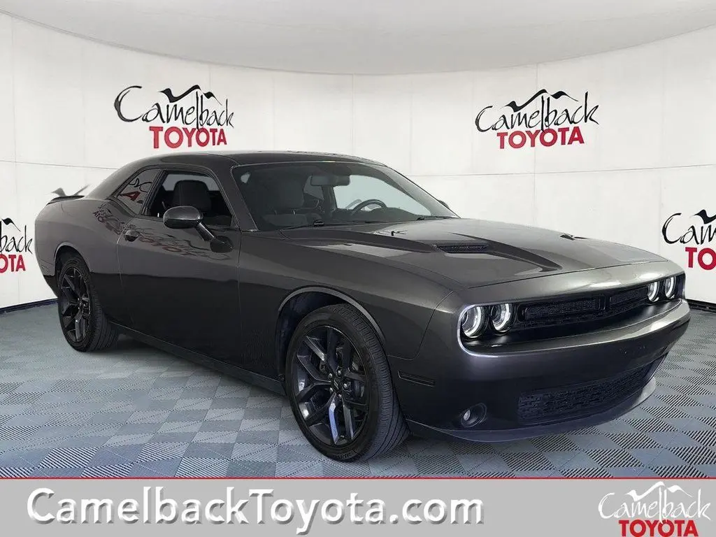 2021 Dodge Challenger SXT