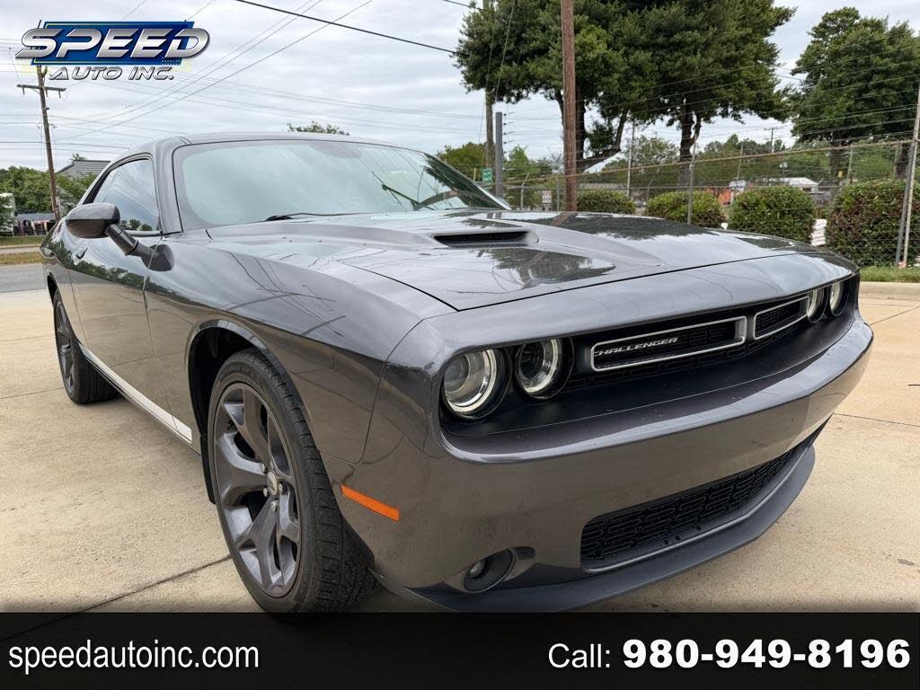 2017 Dodge Challenger SXT