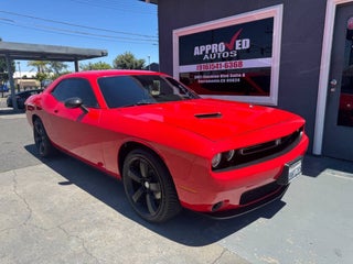 2015 Dodge Challenger SXT