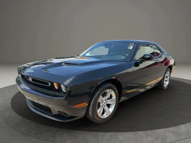 2022 Dodge Challenger SXT