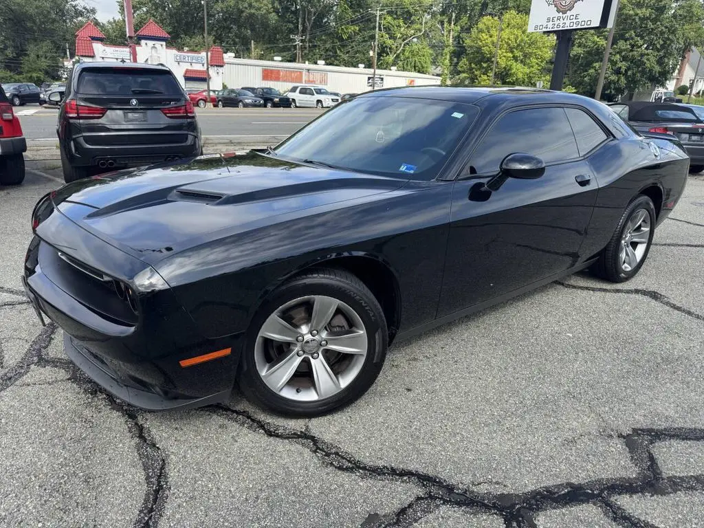 2019 Dodge Challenger SXT