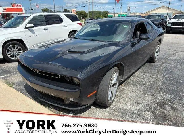 2016 Dodge Challenger SXT