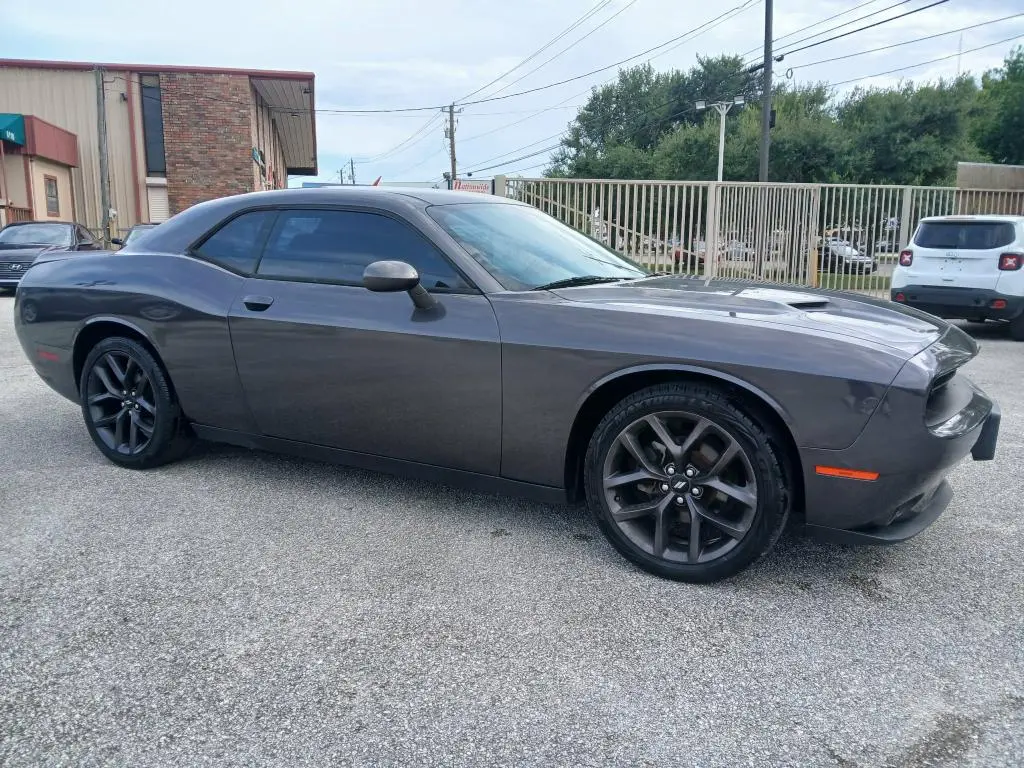 2019 Dodge Challenger SXT