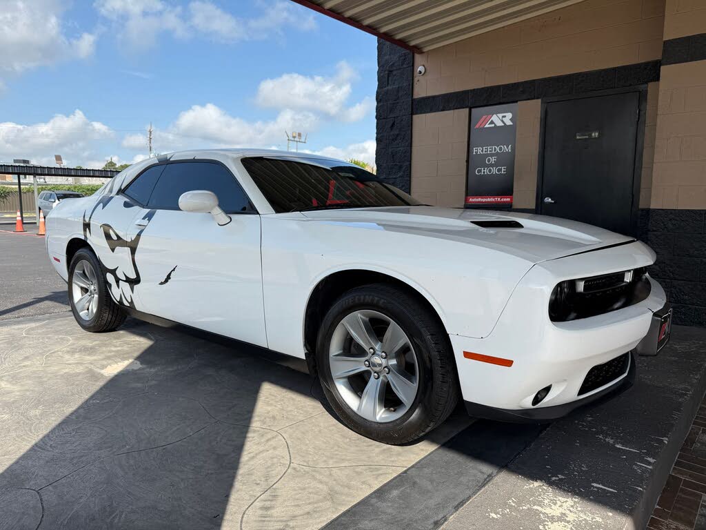 2021 Dodge Challenger SXT
