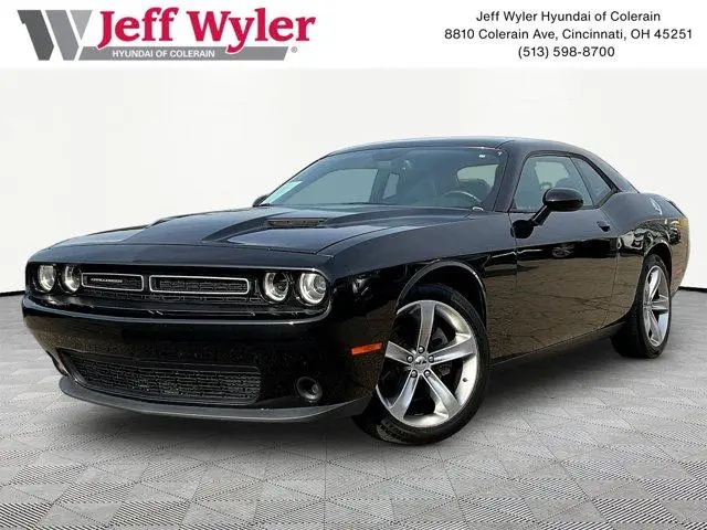 2015 Dodge Challenger SXT