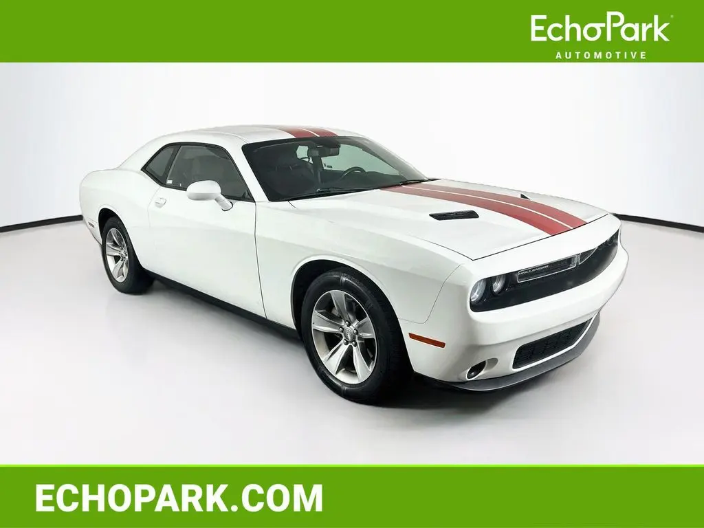 2017 Dodge Challenger SXT