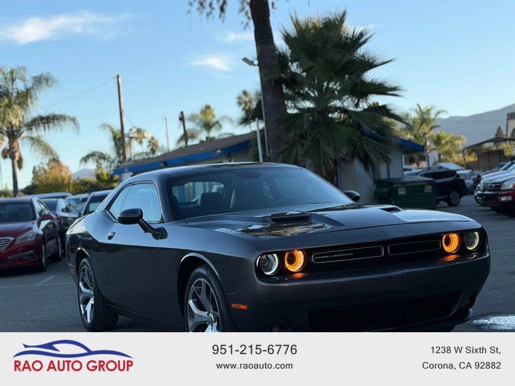 2015 Dodge Challenger SXT Plus