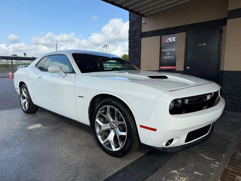 2015 Dodge Challenger R/T Plus