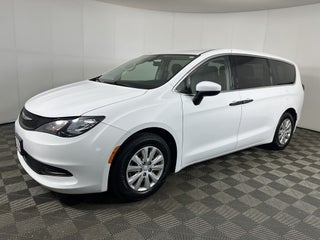 2021 Chrysler Voyager L