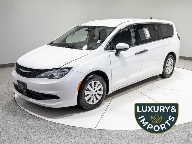 2021 Chrysler Voyager L