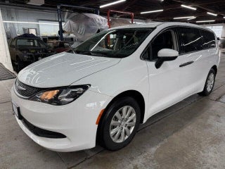 2021 Chrysler Voyager L