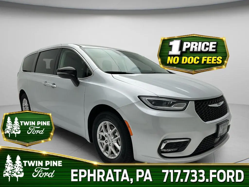 2024 Chrysler Pacifica Touring L