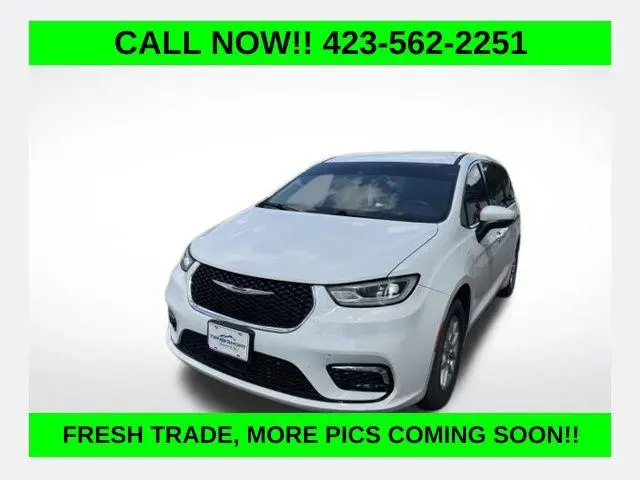2023 Chrysler Pacifica Touring L