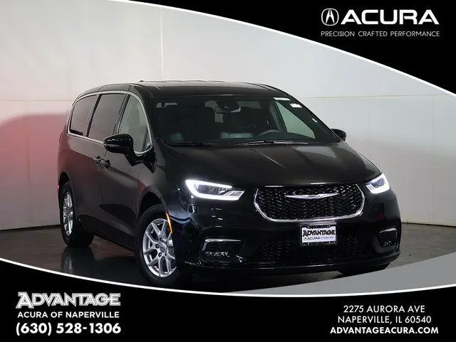 2025 Chrysler Pacifica Select