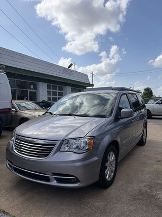 2014 Chrysler Town and Country Touring