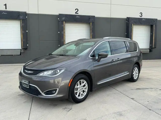 2020 Chrysler Pacifica Touring L