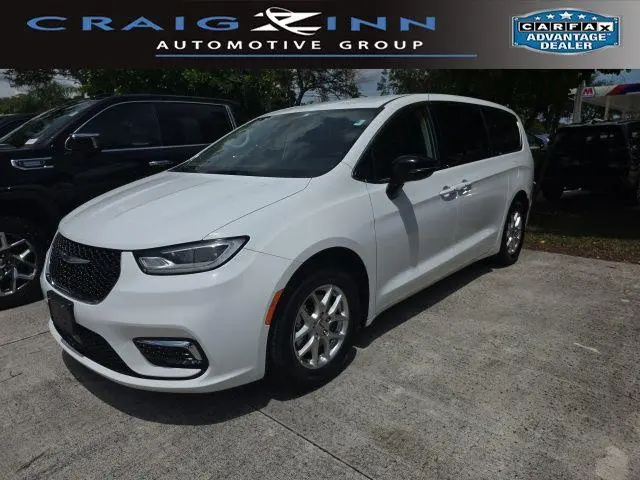 2024 Chrysler Pacifica Touring L