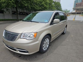 2016 Chrysler Town and Country Touring