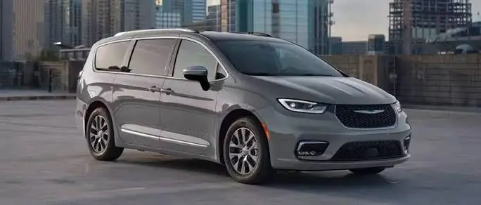 2025 Chrysler Pacifica Select