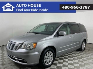 2016 Chrysler Town and Country Touring