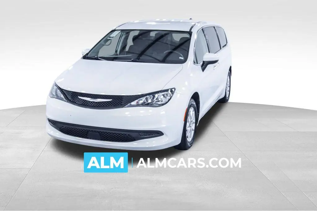 2023 Chrysler Voyager LX