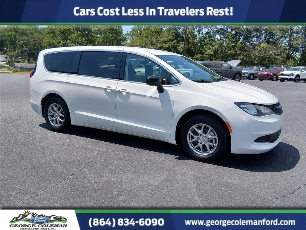 2024 Chrysler Voyager LX