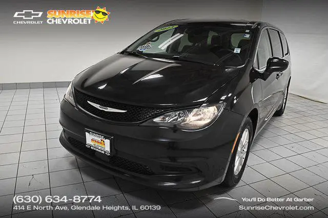 2023 Chrysler Voyager LX