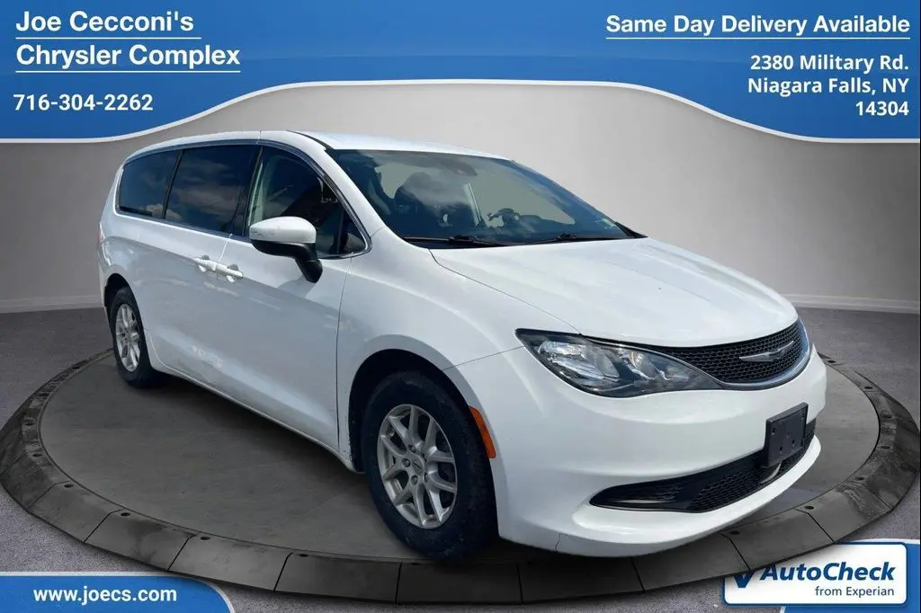 2021 Chrysler Voyager LX