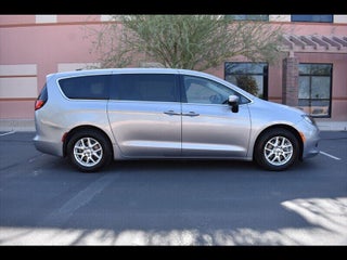 2021 Chrysler Voyager LX