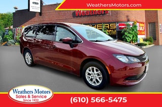 2023 Chrysler Voyager LX