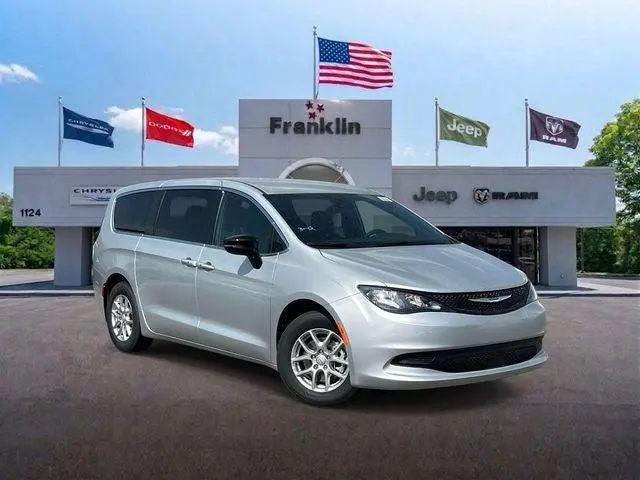2026 Chrysler Voyager LX