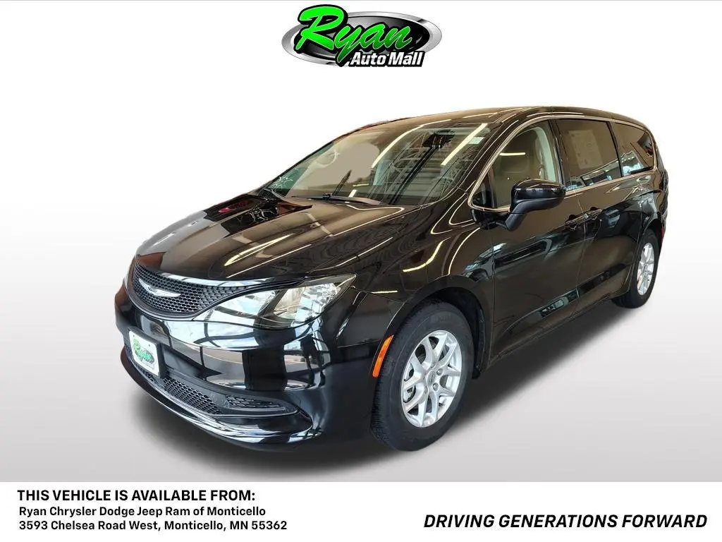 2023 Chrysler Voyager LX