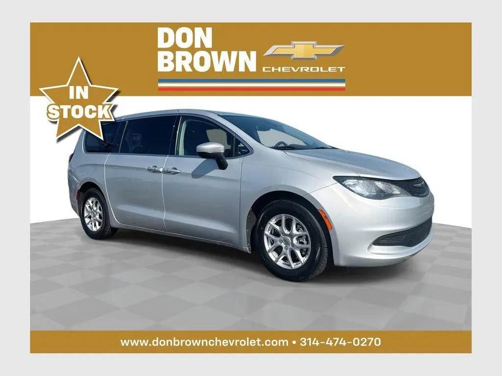 2023 Chrysler Voyager LX