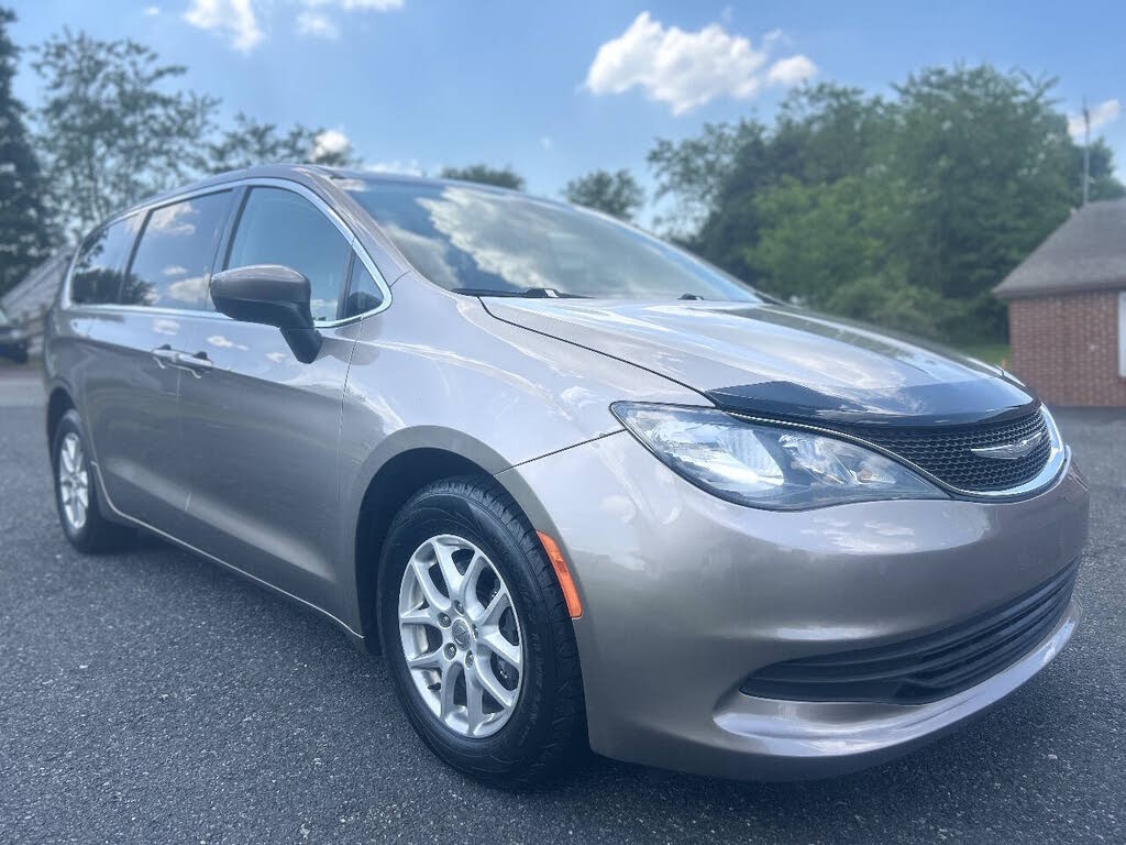 2017 Chrysler Pacifica LX