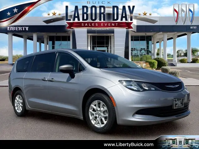 2020 Chrysler Voyager LX