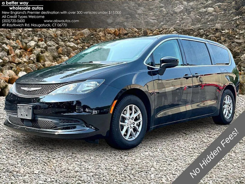 2024 Chrysler Voyager LX