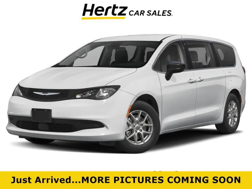 2024 Chrysler Voyager LX